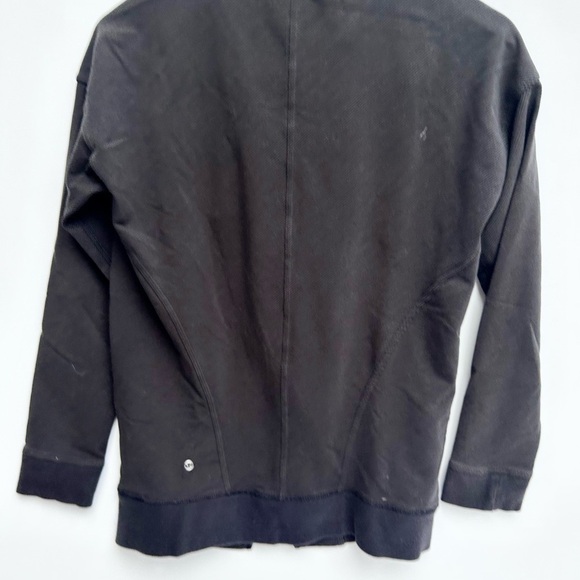 LULULEMON Mula Asymmetrical Jacket Bundle Wrap Zip Moto. Angle zip - Picture 9 of 11